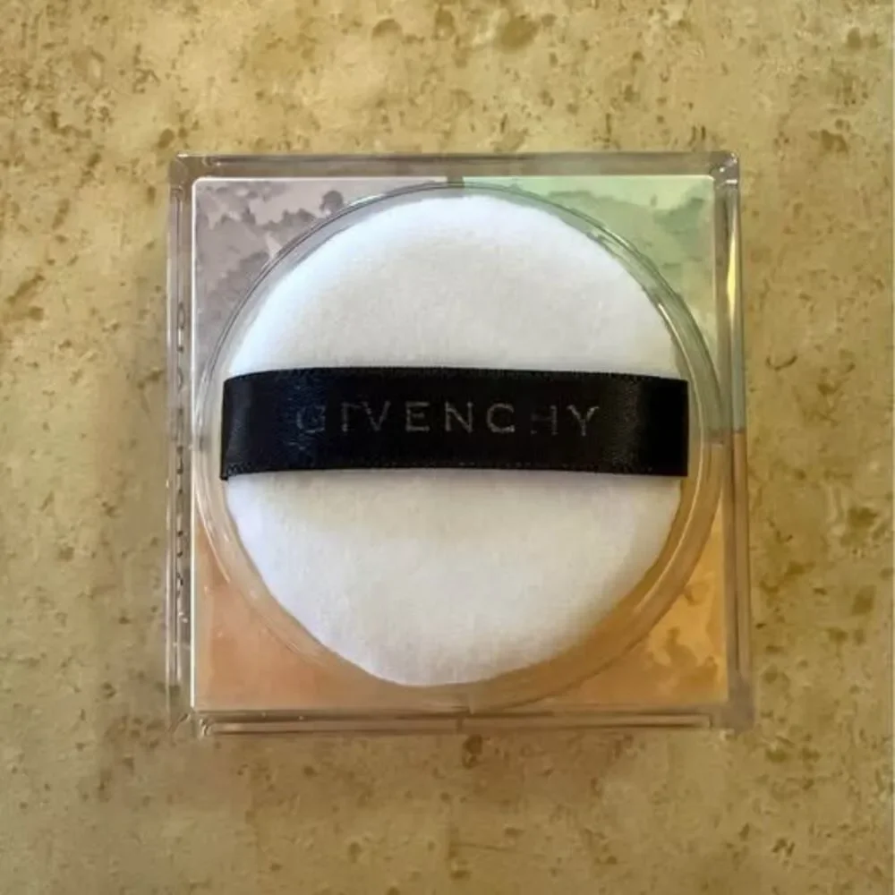 Givenchy Prisme Libre Loose Powder #04 Mousseline Acidulée Setting Powder